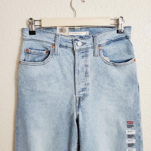 Levi's RIBCAGE Straight Ankle Jeans - Picture 2 of 4